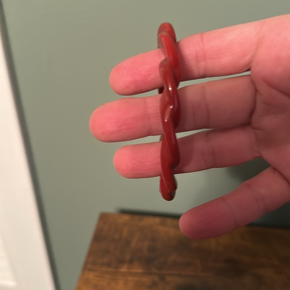 Vintage Plastic Bangle Bracelet, Red, Twisted, Braided, Curvy, Retro, Boho - Picture 6 of 7